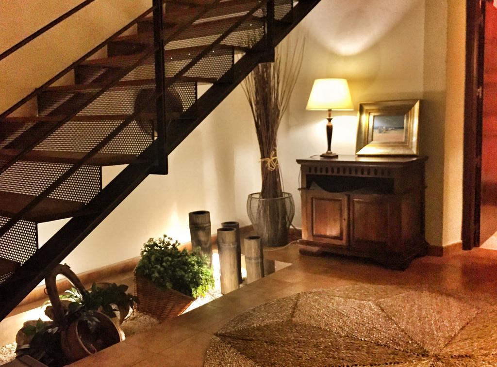 Hotel & Spa La Salve ตอร์ริโคส ภายนอก รูปภาพ
